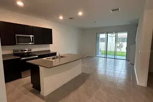 16620 Grotto Steam Pl, Wimauma, FL 33598 - Photo 5