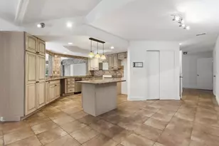 8464 Delaware Dr, Spring Hill, FL 34607 - Photo 15