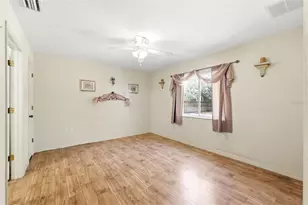 13039 Kittiwake Rd, Weeki Wachee, FL 34614 - Photo 15