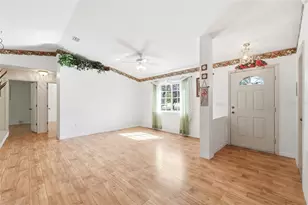 13039 Kittiwake Rd, Weeki Wachee, FL 34614 - Photo 5