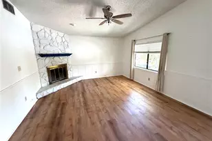 3500 Overlook Dr NE, Saint Petersburg, FL 33703 - Photo 9