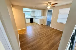 10019 Sleepy Hollow Ln, Port Richey, FL 34668 - Photo 7