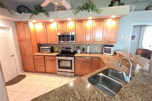 2019 Quailwood Ln, Spring Hill, FL 34606 - Photo 5