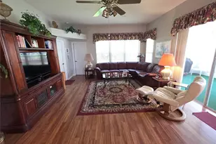 2019 Quailwood Ln, Spring Hill, FL 34606 - Photo 9