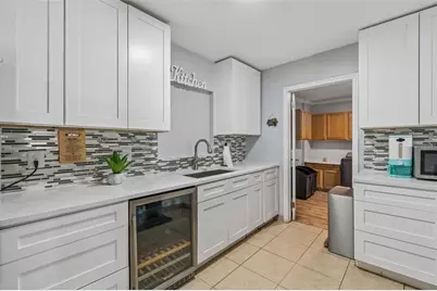7705 Jackson Springs Road, Tampa, FL 33615 - Photo 11