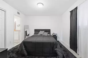 6340 Newtown Cir, Tampa, FL 33615 - Photo 15