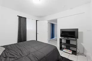 6340 Newtown Cir, Tampa, FL 33615 - Photo 17