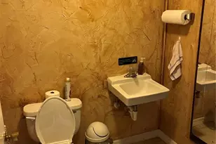 13185 Spring Hill Dr, Spring Hill, FL 34609 - Photo 11