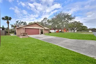 319 Dartmouth Ave, Spring Hill, FL 34606 - Photo 3