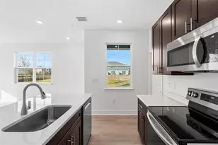 2458 Magnolia Reserve Rd, Ocoee, FL 34761 - Photo 5