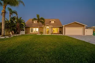 8034 Brighton Dr, Port Richey, FL 34668 - Photo 9