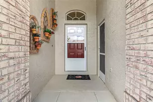 7446 Baywood Forest Cir, Spring Hill, FL 34606 - Photo 5