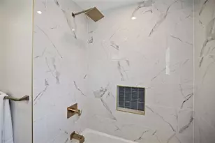 11930 W Bayshore Dr, Crystal River, FL 34429 - Photo 23