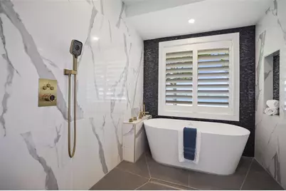 11930 W Bayshore Drive, Crystal River, FL 34429 - Photo 13