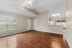 4631 Eagle Ranch Dr, Zephyrhills, FL 33542 - Photo 11