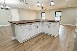 18406 Sand Pine Dr, Spring Hill, FL 34610 - Photo 11