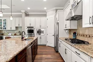 8853 Bella Vita Cir, Land O Lakes, FL 34637 - Photo 11