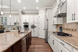 8853 Bella Vita Cir, Land O Lakes, FL 34637 - Photo 9