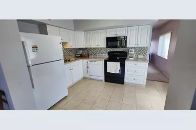 2402 Ecuadorian Way #22, Clearwater, FL 33763 - Photo 11