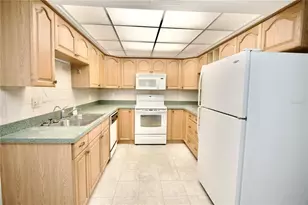 2101 Sunset Point Rd, Clearwater, FL 33765 - Photo 7