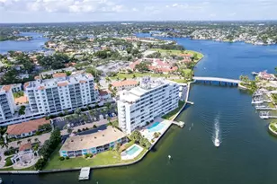 1365 Snell Isle Blvd NE, Saint Petersburg, FL 33704 - Photo 9