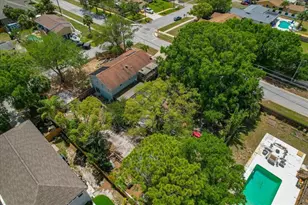 1314 Oleander Dr, Tarpon Springs, FL 34689 - Photo 9