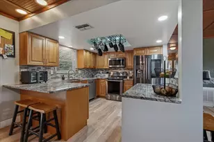 1314 Oleander Dr, Tarpon Springs, FL 34689 - Photo 21