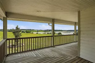 18610 Townsend House Rd, Dade City, FL 33523 - Photo 9
