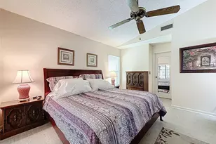 11704 Aspenwood Dr, New Port Richey, FL 34654 - Photo 15