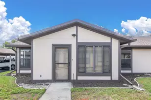 37730 Alissa Dr, Zephyrhills, FL 33542 - Photo 3