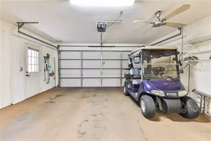 3017 Whispering Pines Ct, Spring Hill, FL 34606 - Photo 35