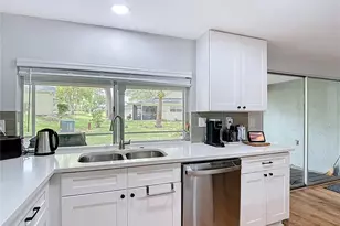 12709 Castleberry Ct, Hudson, FL 34667 - Photo 19