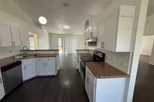 13102 Linden Dr, Spring Hill, FL 34609 - Photo 5