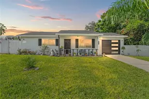 11487 Linden Dr, Spring Hill, FL 34608 - Photo 1