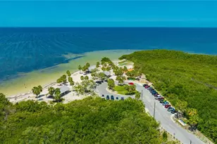 4101 Passport Ln, New Port Richey, FL 34653 - Photo 81