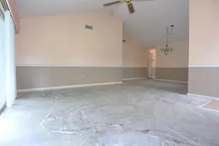 2401 SW 20th Ct, Ocala, FL 34471 - Photo 9