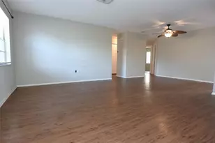 7841 Osteen Rd, New Port Richey, FL 34653 - Photo 7