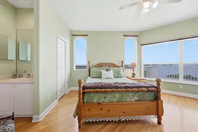 2017 Harbour Watch Circle, Tarpon Springs, FL 34689 - Photo 45