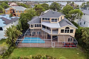 2017 Harbour Watch Cir, Tarpon Springs, FL 34689 - Photo 67