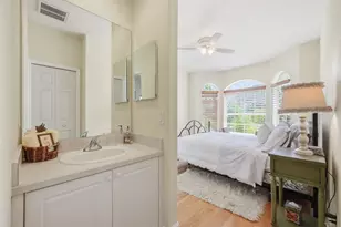 2017 Harbour Watch Cir, Tarpon Springs, FL 34689 - Photo 47