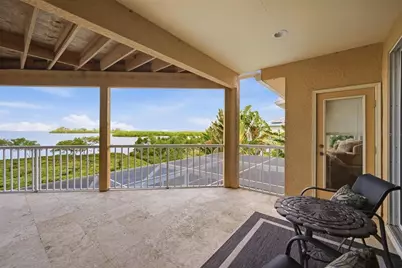 2017 Harbour Watch Circle, Tarpon Springs, FL 34689 - Photo 65