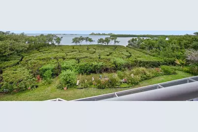 2017 Harbour Watch Circle, Tarpon Springs, FL 34689 - Photo 69