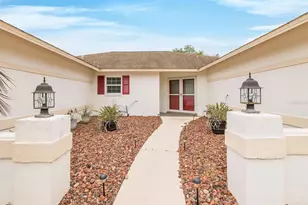 1213 Venetia Dr, Spring Hill, FL 34608 - Photo 13