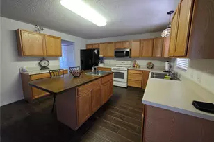 9276 Elm Ct, Spring Hill, FL 34606 - Photo 7