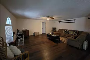 9276 Elm Ct, Spring Hill, FL 34606 - Photo 9