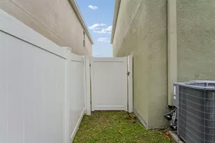 3517 Winterberry Ln, Valrico, FL 33594 - Photo 45