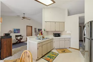 10464 Maderia St, Spring Hill, FL 34608 - Photo 9