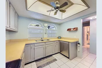 9127 Lingrove Road, Weeki Wachee, FL 34613 - Photo 27