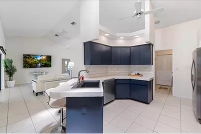 211 Forest Wood Court, Spring Hill, FL 34609 - Photo 7