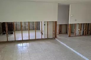 5308 Pilots Pl, New Port Richey, FL 34652 - Photo 9